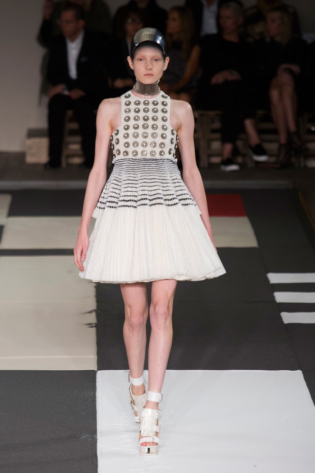 Alexander McQueen wiosna-lato 2014