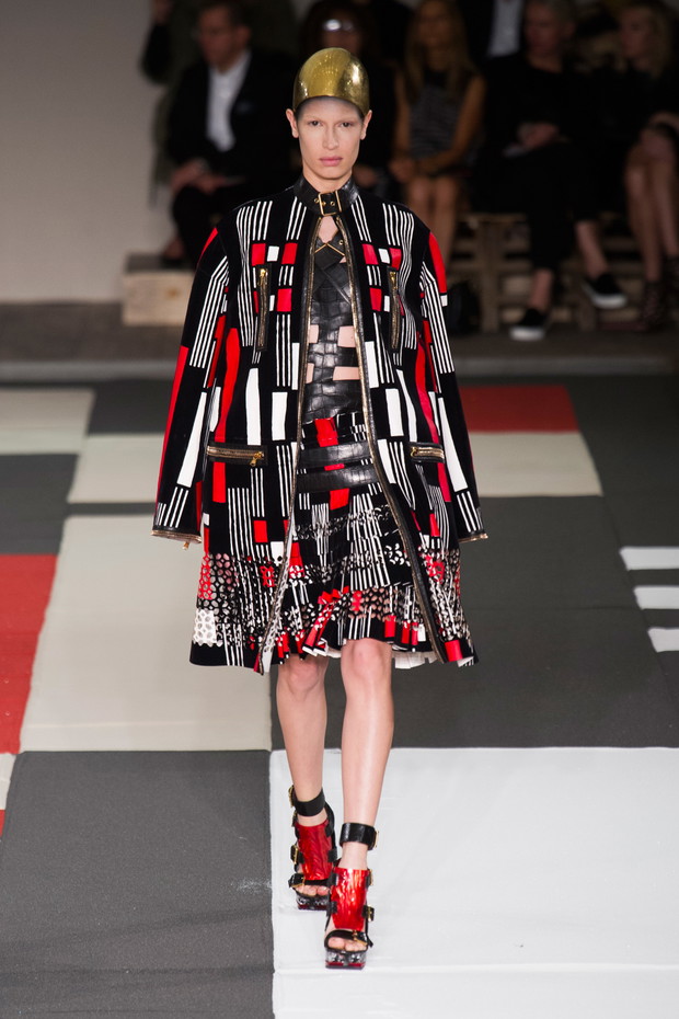 Alexander McQueen wiosna-lato 2014