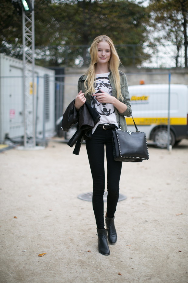 Street fashion: top modelki w Paryżu