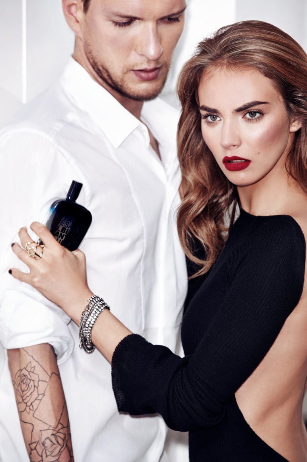 Love Story, fot. Aldona Karczmarczyk, Ania: sukienka Robert Kupisz, 2500 złbransoletka Swarovski, 270 zł, pierścień Kate&Kate, Andrzej: koszula H&M, 129,90 zł