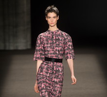 Monique Lhuillier jesień-zima 2014/2015