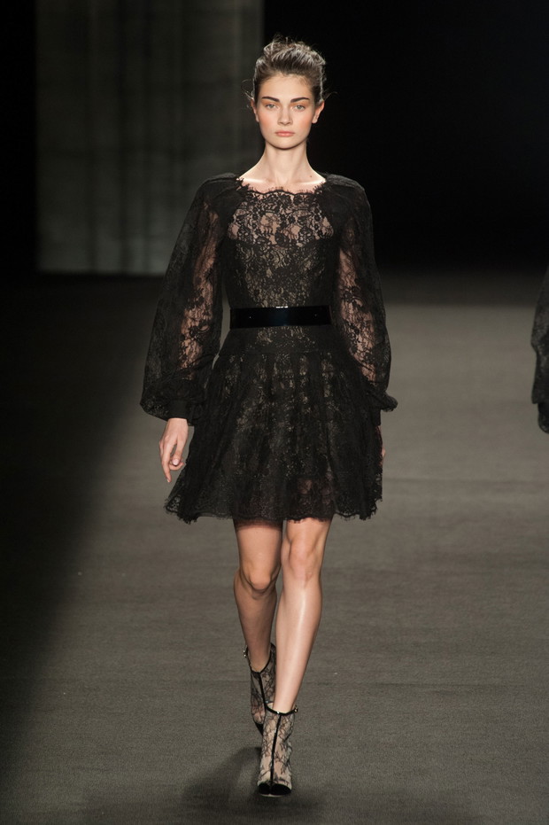 Monique Lhuillier jesień-zima 2014/2015