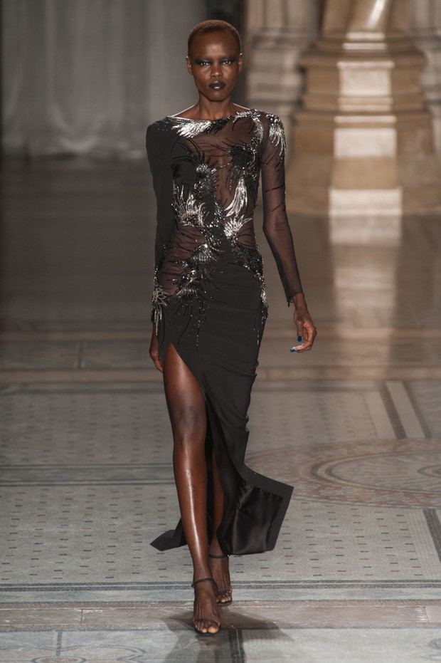 Julien Macdonald jesień-zima 2014/2015