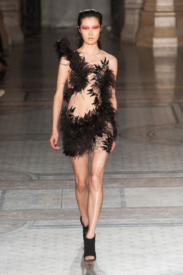 Julien Macdonald jesień-zima 2014/2015