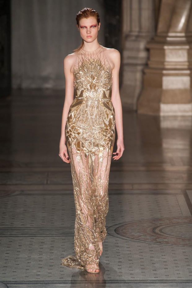 Julien Macdonald jesień-zima 2014/2015