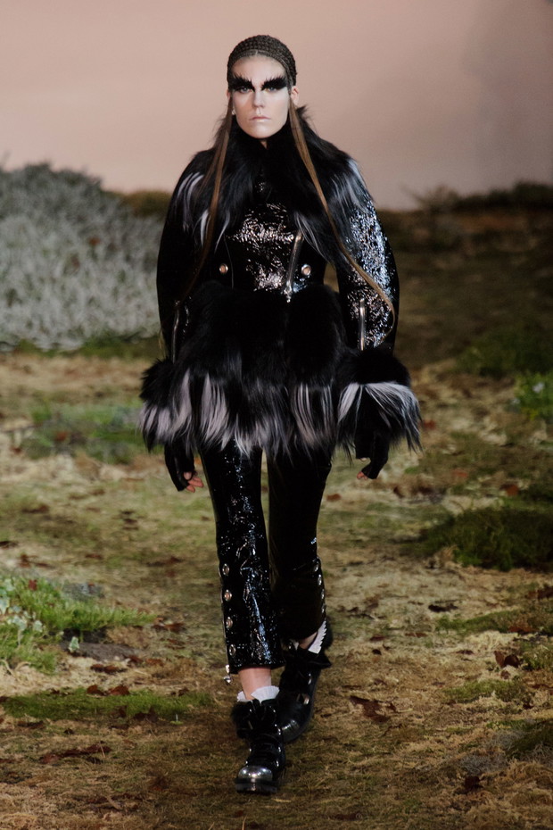 Alexander McQueen jesień-zima 2014/2015