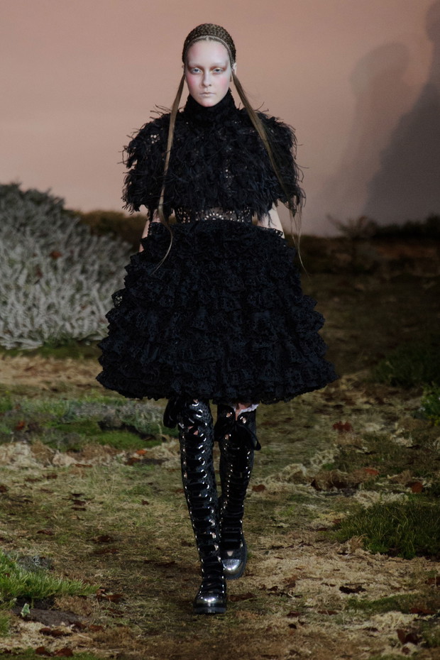 Alexander McQueen jesień-zima 2014/2015