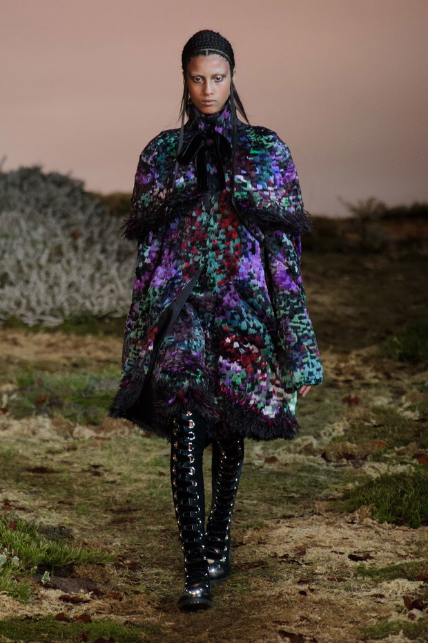 Alexander McQueen jesień-zima 2014/2015