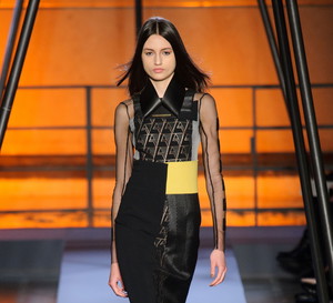 Roland Mouret jesień-zima 2014/2015