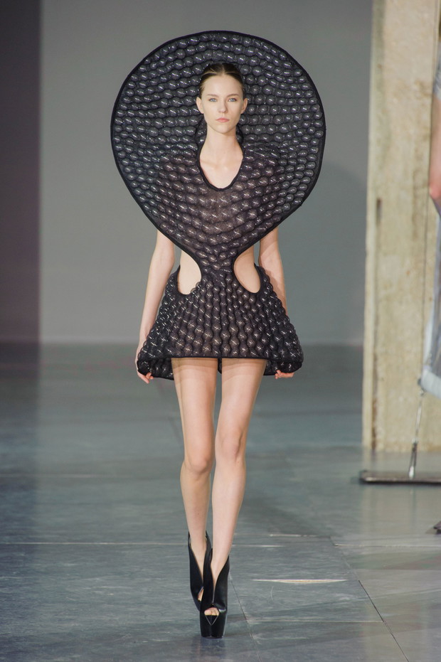 Iris van Herpen jesień-zima 2014/2015