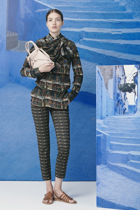 Akris Resort 2015