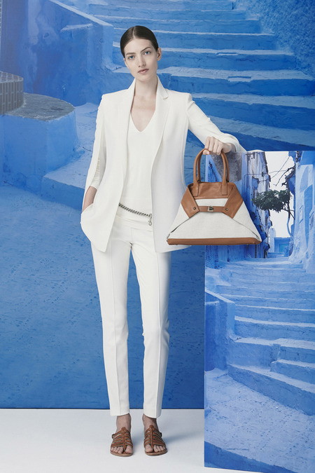 Akris Resort 2015