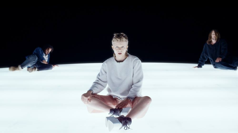 Röyksopp & Robyn "Monument"
