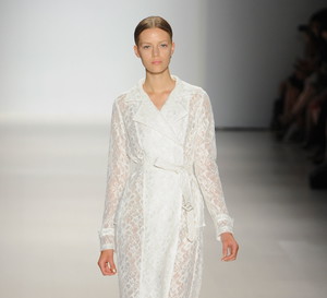 Tadashi Shoji wiosna-lato 2015