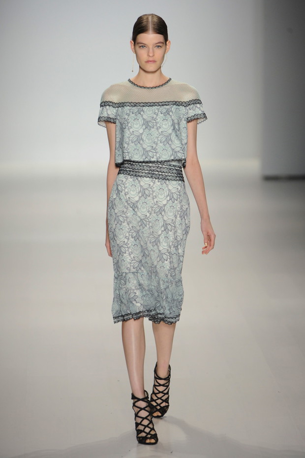 Tadashi Shoji wiosna-lato 2015