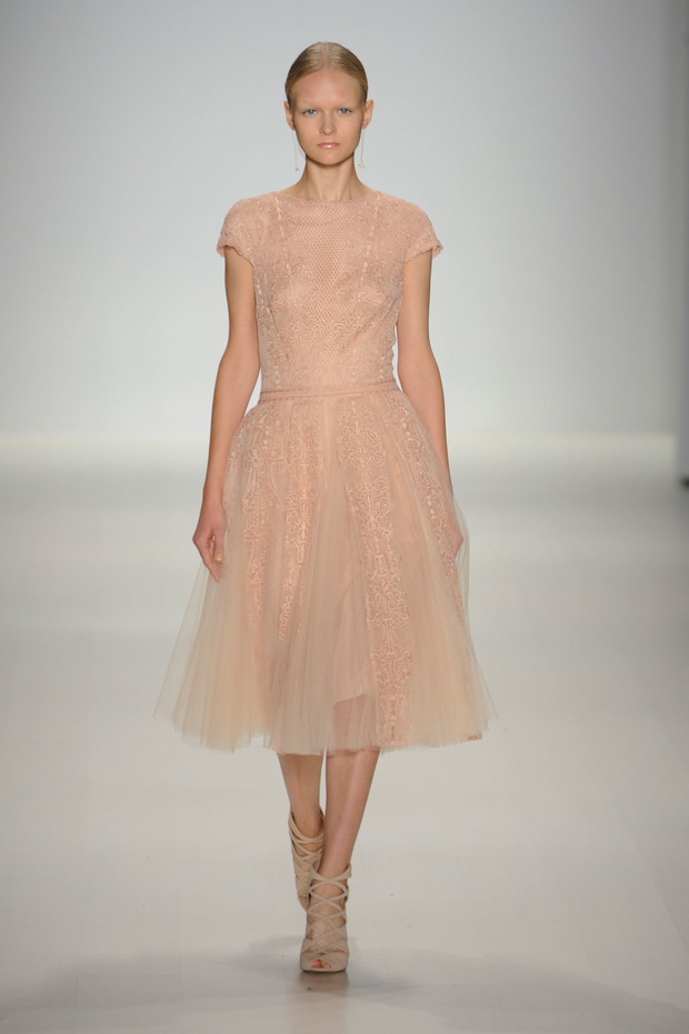 Tadashi Shoji wiosna-lato 2015