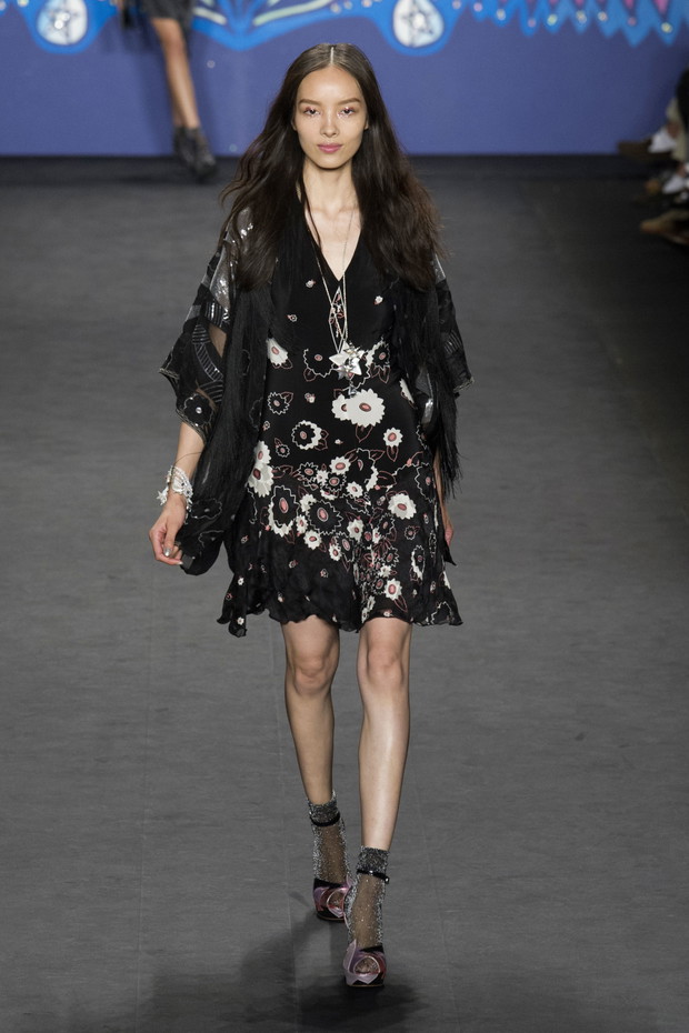 Anna Sui wiosna-lato 2015