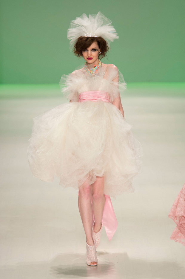 Betsey Johnson wiosna-lato 2015