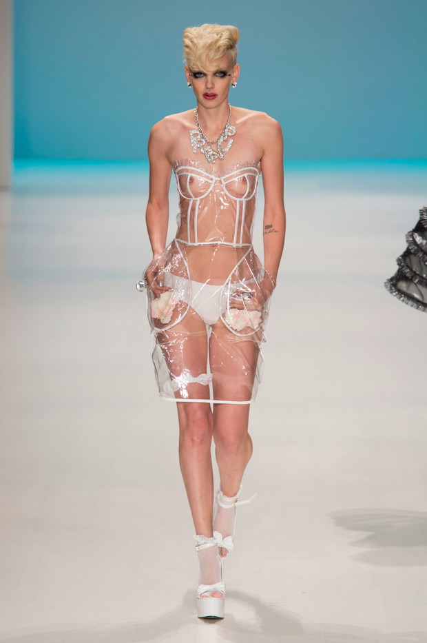 Betsey Johnson wiosna-lato 2015