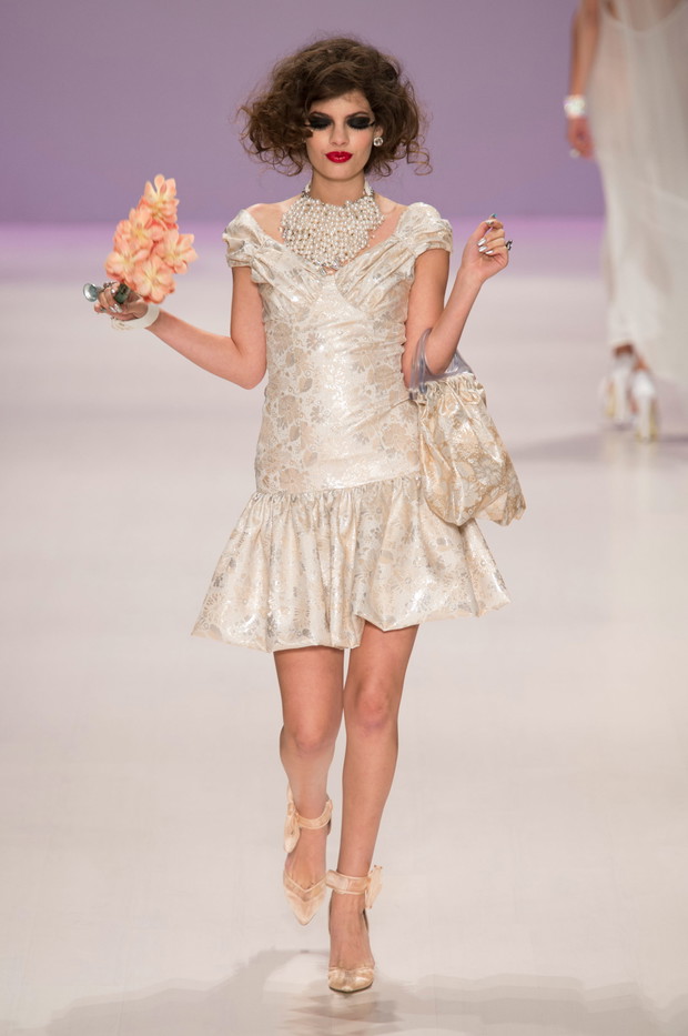 Betsey Johnson wiosna-lato 2015