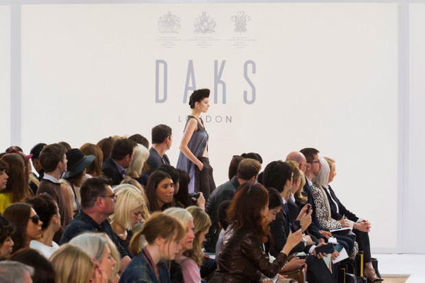 Daks wiosna-lato 2015
