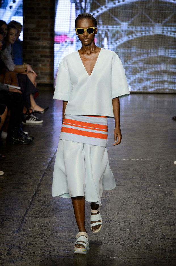DKNY wiosna-lato 2015
