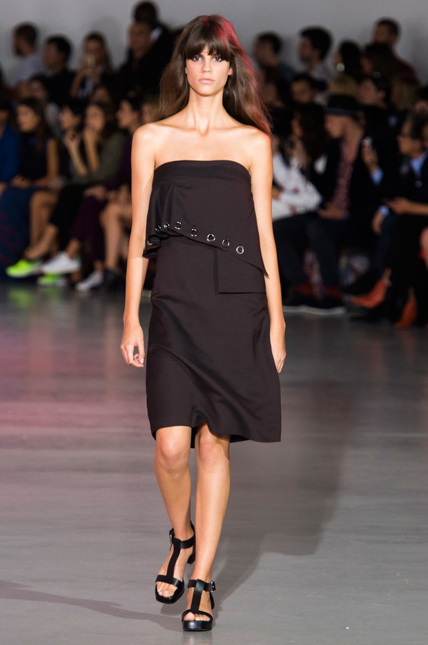 Costume National wiosna-lato 2015, fot. Imaxtree  