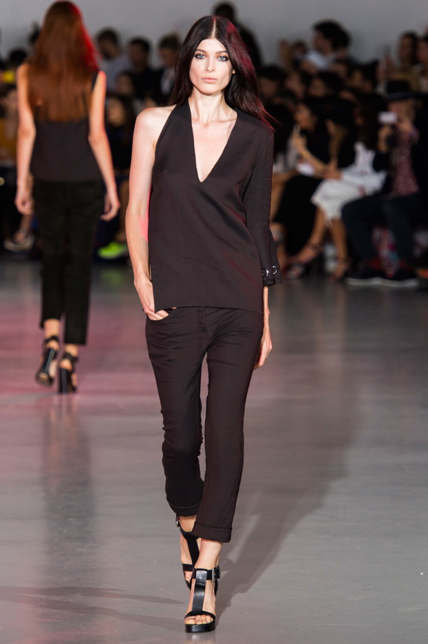 Costume National wiosna-lato 2015, fot. Imaxtree  