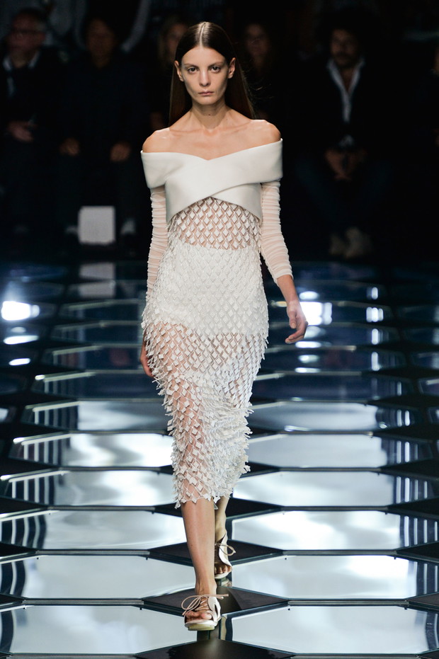 Balenciaga wiosna-lato 2015