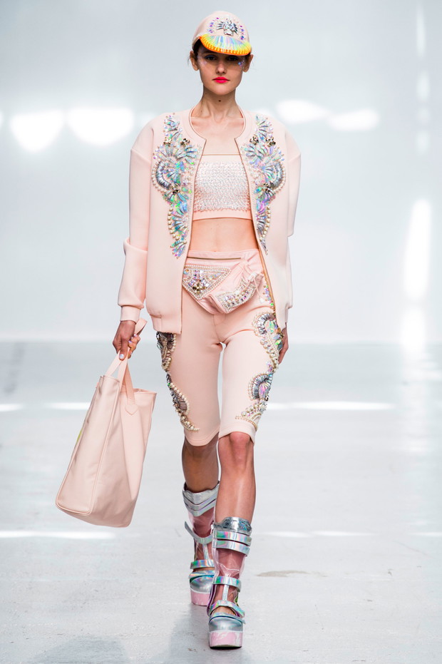 Manish Arora wiosna-lato 2015