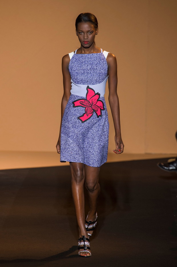 Roland Mouret wiosna-lato 2015