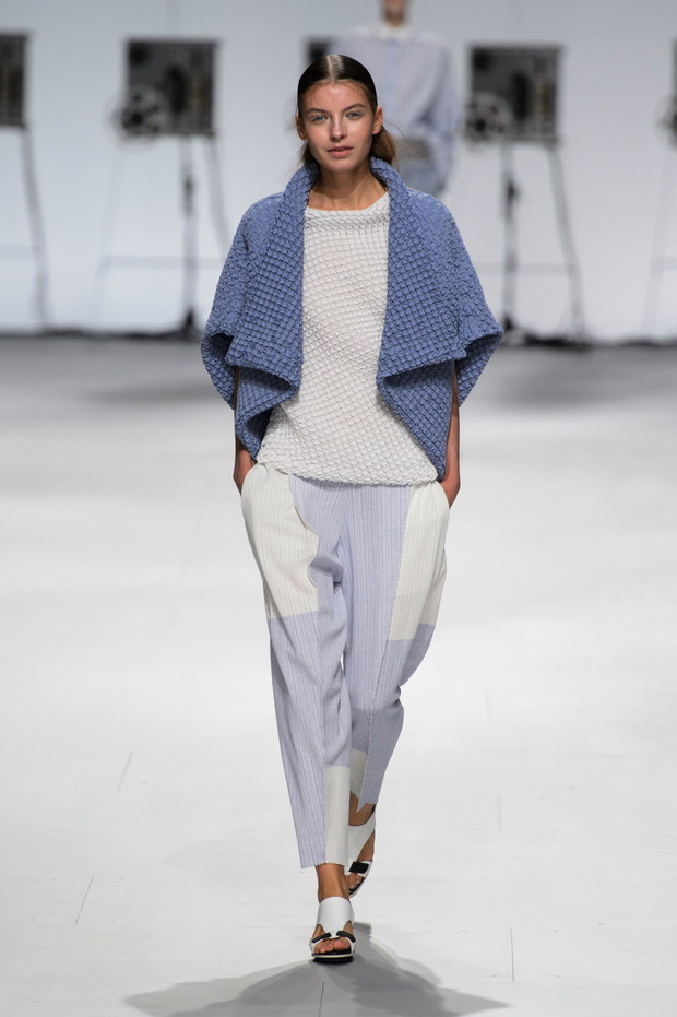 Issey Miyake wiosna-lato 2015