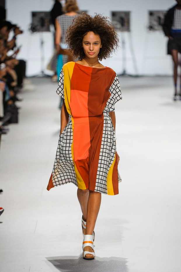 Issey Miyake wiosna-lato 2015