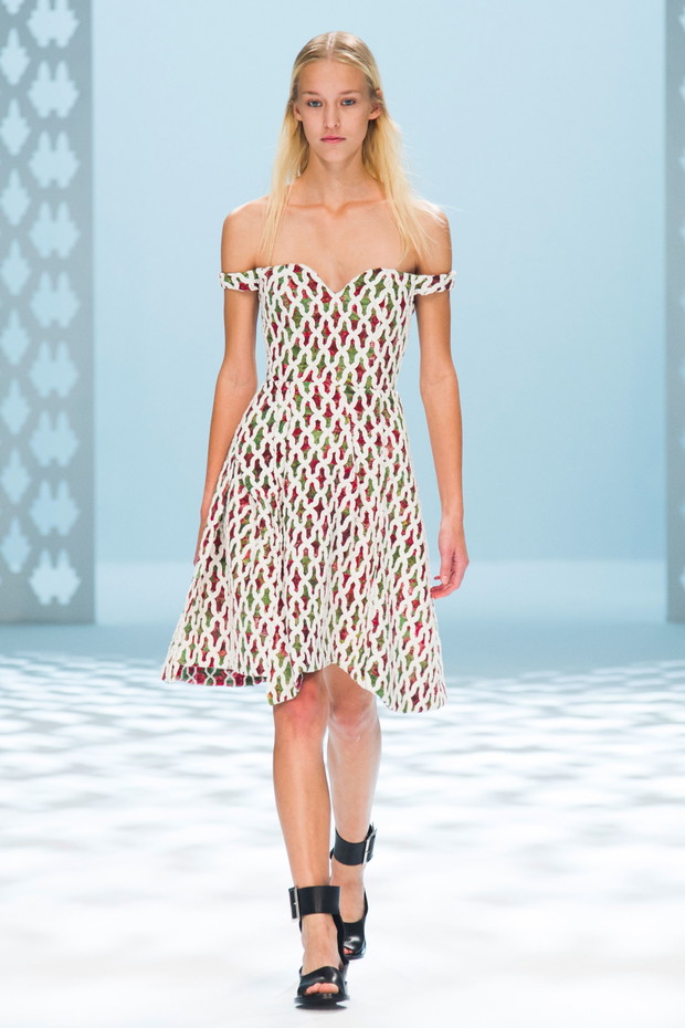 Chalayan wiosna-lato 2015