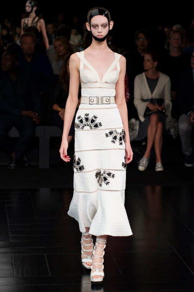 Alexander McQueen wiosna-lato 2015