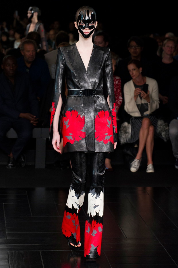 Alexander McQueen wiosna-lato 2015