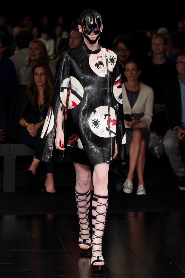 Alexander McQueen wiosna-lato 2015