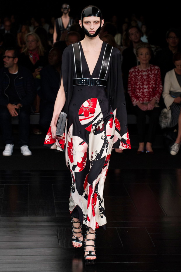 Alexander McQueen wiosna-lato 2015