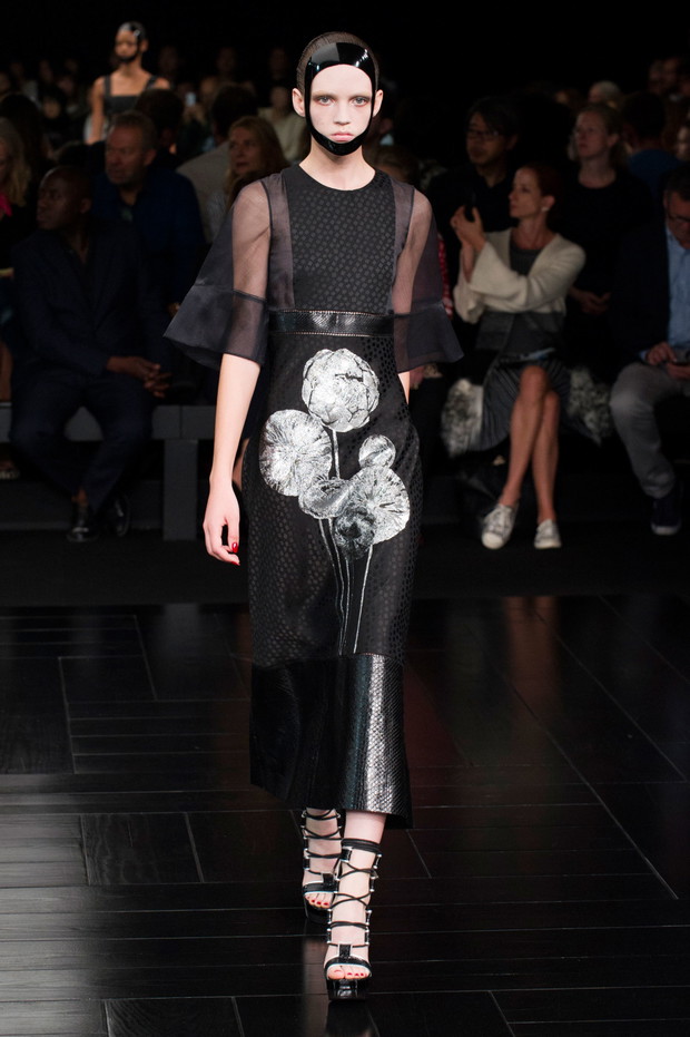 Alexander McQueen wiosna-lato 2015