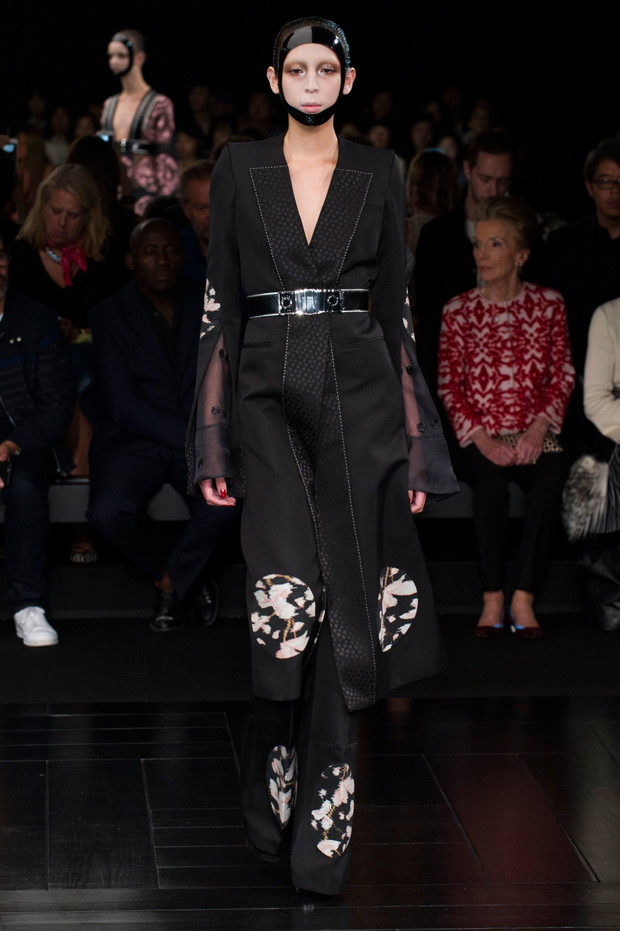 Alexander McQueen wiosna-lato 2015