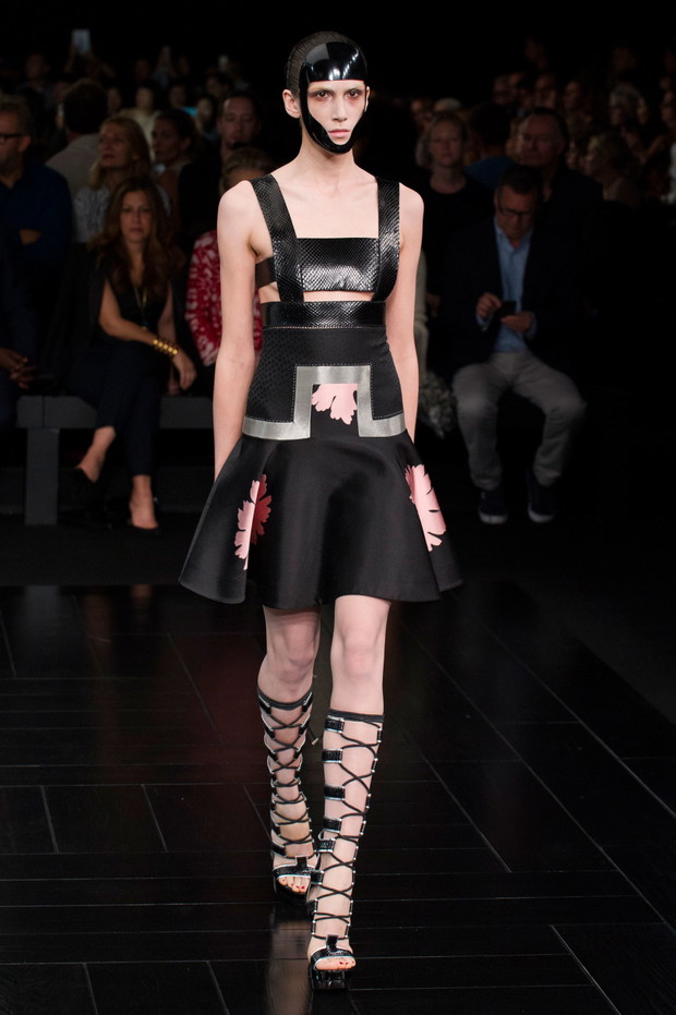 Alexander McQueen wiosna-lato 2015