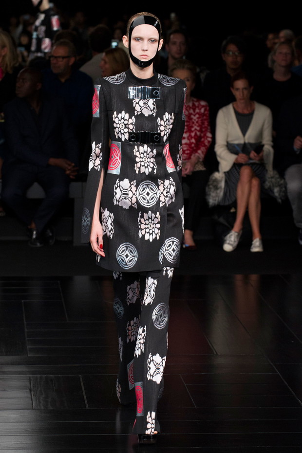 Alexander McQueen wiosna-lato 2015