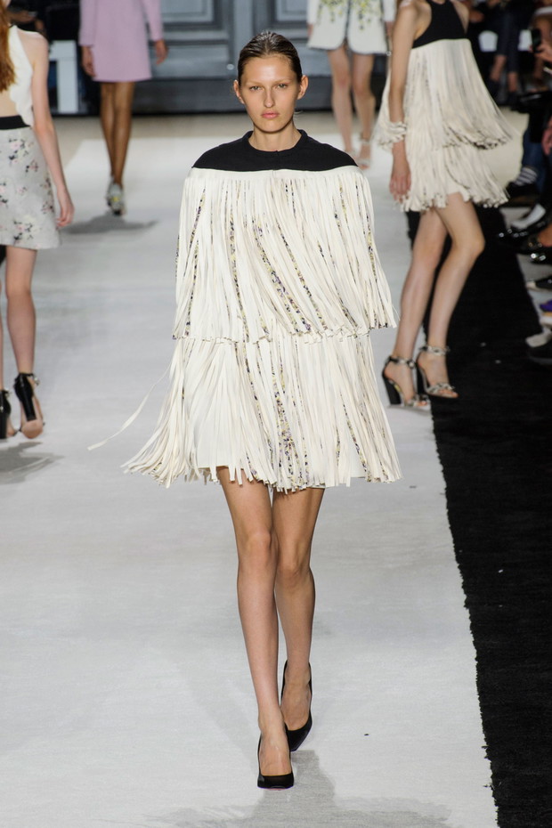Giambattista Valli wiosna-lato 2015