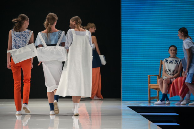 Fashion Week Poland Studio: Julia Piotrowska wiosna-lato 2015