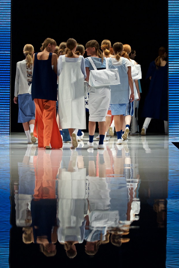 Fashion Week Poland Studio: Julia Piotrowska wiosna-lato 2015