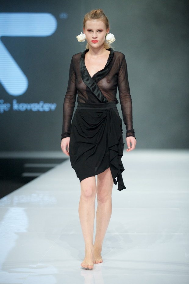 Fashion Week Poland Studio: Vasilije Kovacev wiosna-lato 2015