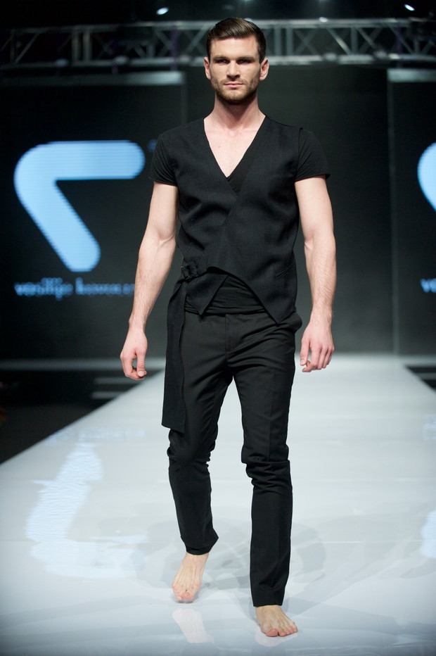 Fashion Week Poland Studio: Vasilije Kovacev wiosna-lato 2015
