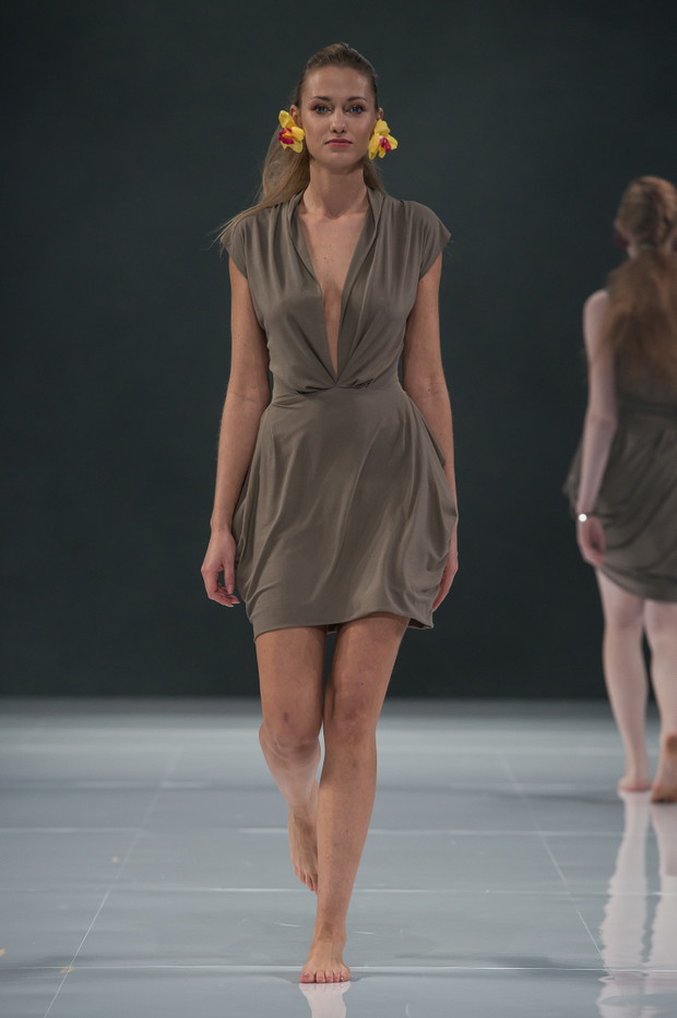 Fashion Week Poland Studio: Vasilije Kovacev wiosna-lato 2015
