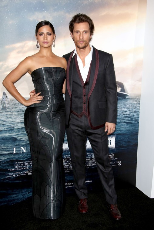 Anne Hathaway i Jessica Chastain na premierze filmu Interstellar