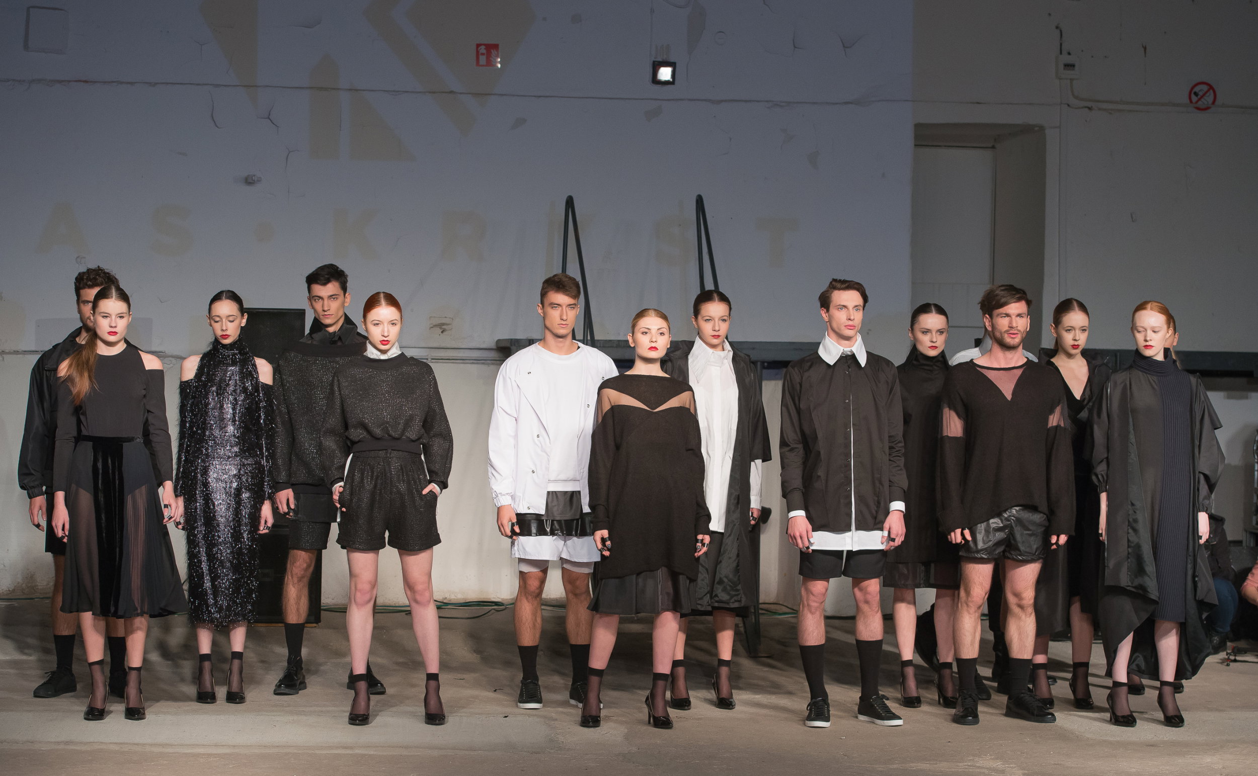 Fashion Week Poland OFF: Kas Kryst wiosna-lato 2015
